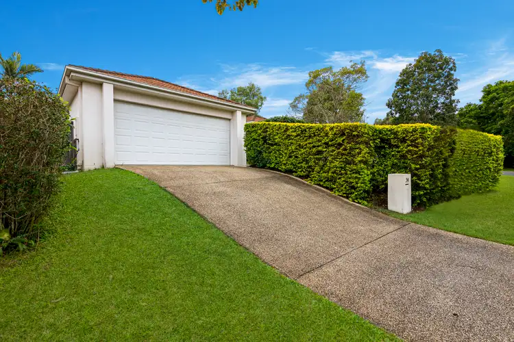 54 Kenilworth Place, Carindale QLD 4152