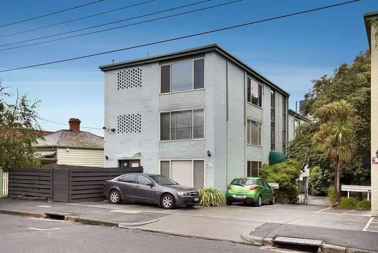 8/142 Shields Street, Flemington VIC 3031