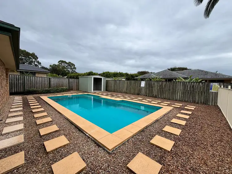18 Tamborine Place, Narangba QLD 4504