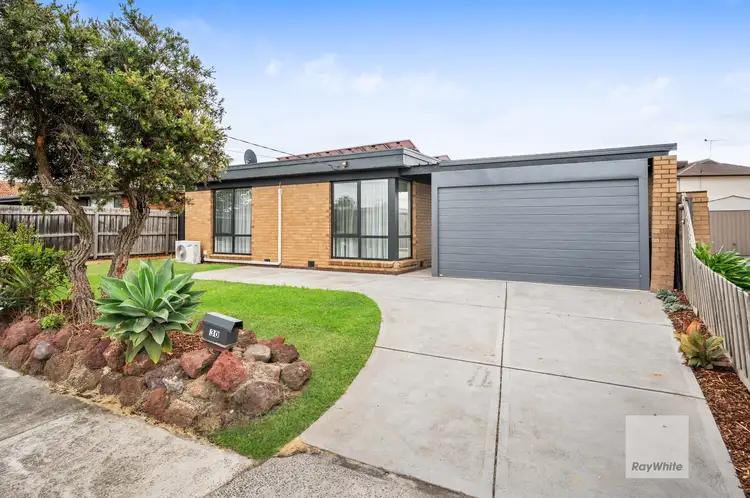 30 Koonalda Road, Gladstone Park VIC 3043