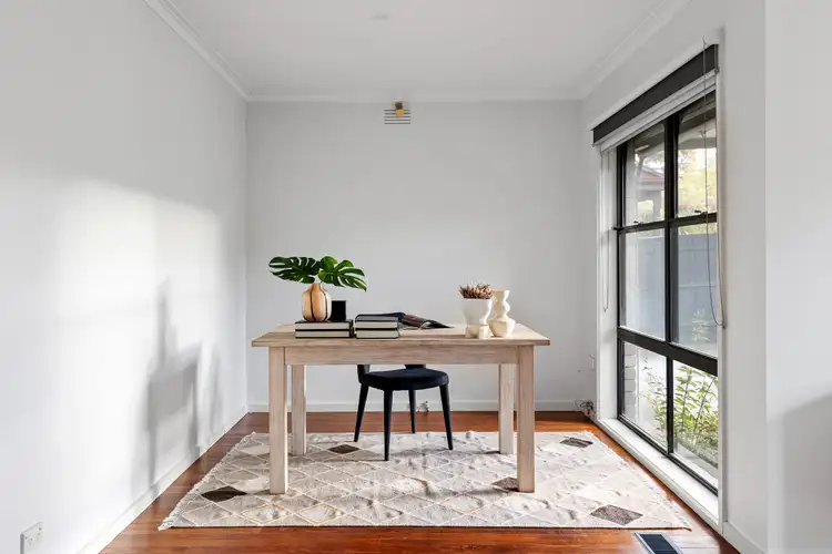 Fifth view of Homely house listing, 15 Jennifer Court, Macleod VIC 3085