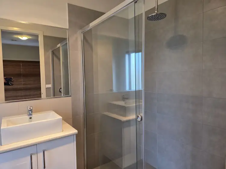 Third view of Homely house listing, 6 KUNUKA CIRCUIT, Caroline Springs VIC 3023