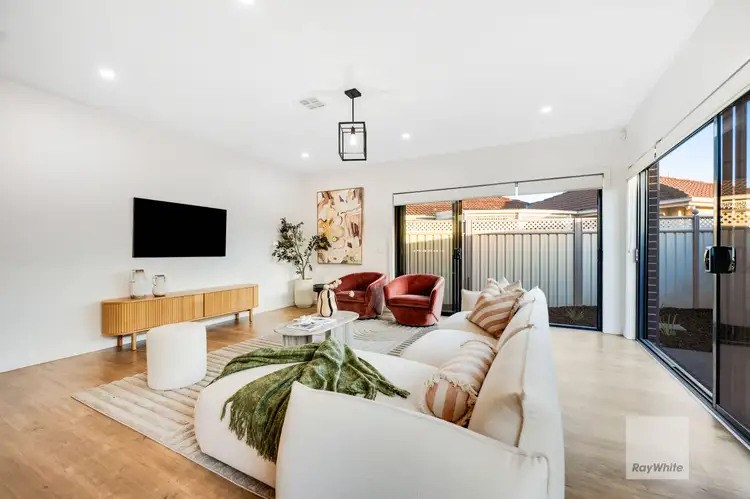 Fifth view of Homely house listing, 5 Parnell Crescent, Gladstone Park VIC 3043