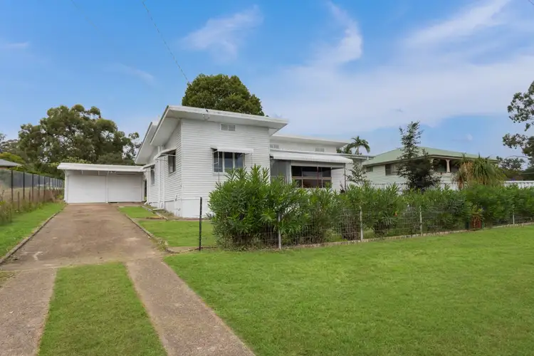 3 Duce Street, Bundamba QLD 4304