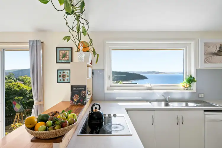 8 Killara Way, Kingston Beach TAS 7050
