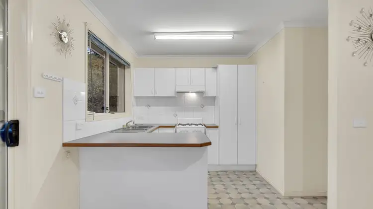 Fourth view of Homely house listing, 6 Appila Close, Hallam VIC 3803