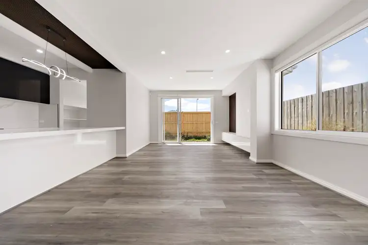 6 Fairhill Road, Wollert VIC 3750
