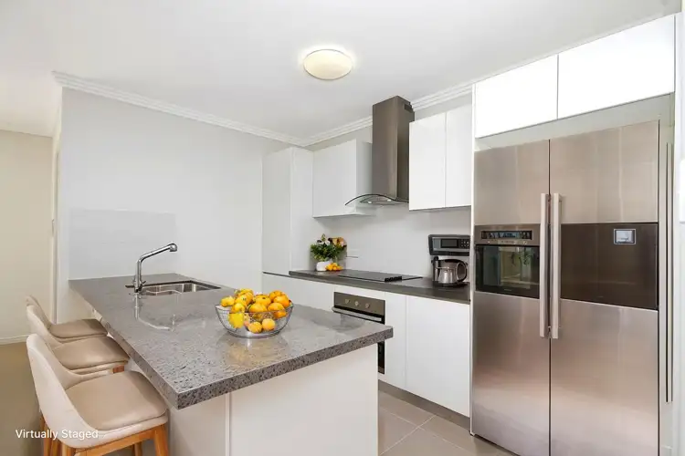 8A Huxley Crescent, Oonoonba QLD 4811