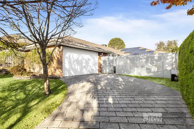 39 Balmain Drive, Berwick VIC 3806