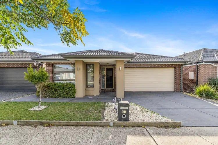 81 Castillo Avenue, Clyde North VIC 3978