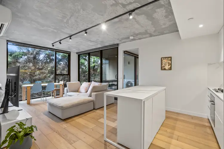 213/88 Carlisle Street, St Kilda VIC 3182
