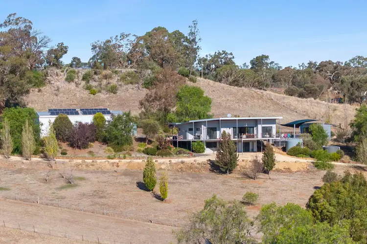 29 Valley Road, Mia Mia VIC 3444