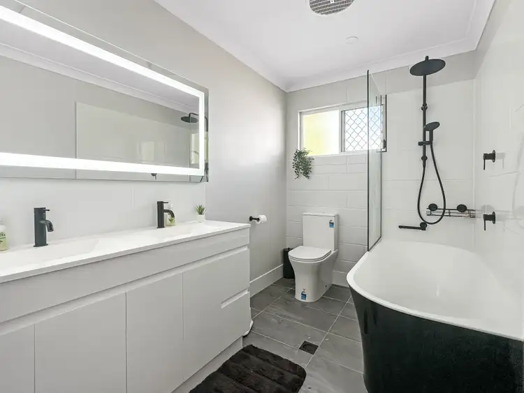 Fifth view of Homely house listing, 17 Gardiner Court, Kelso QLD 4815