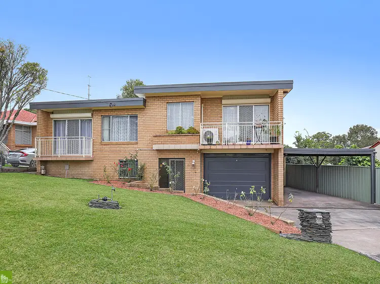 Main view of Homely house listing, 27 Tarana Avenue, Kanahooka NSW 2530