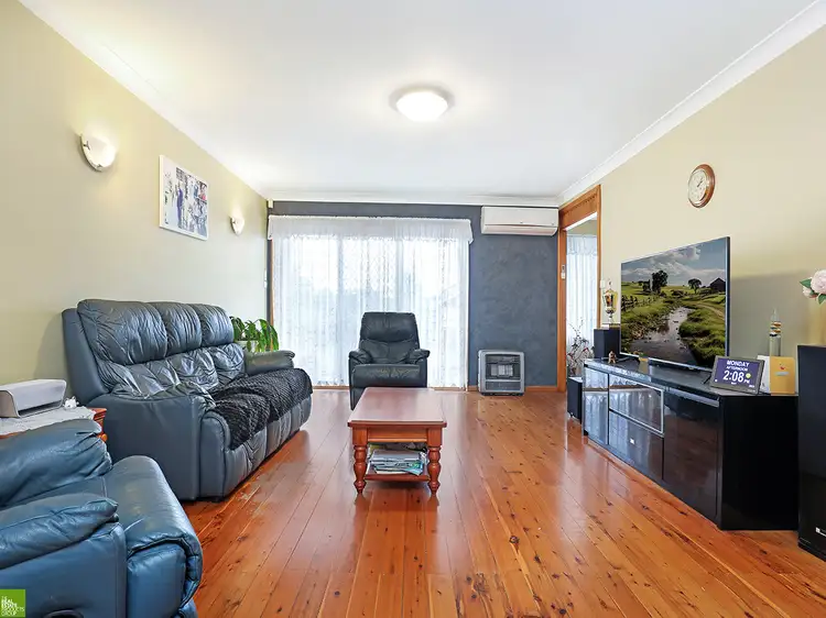 Fourth view of Homely house listing, 27 Tarana Avenue, Kanahooka NSW 2530