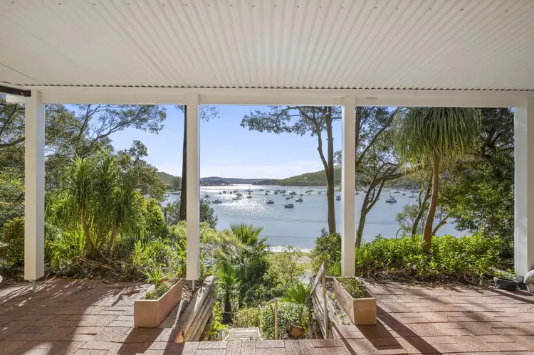 96 Araluen Drive, Hardys Bay NSW 2257