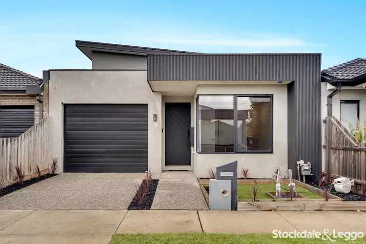 6 Coco Drive, Mickleham VIC 3064