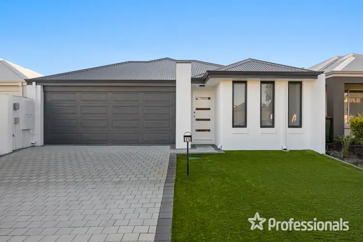35 Chambered Way, Jindalee WA 6036