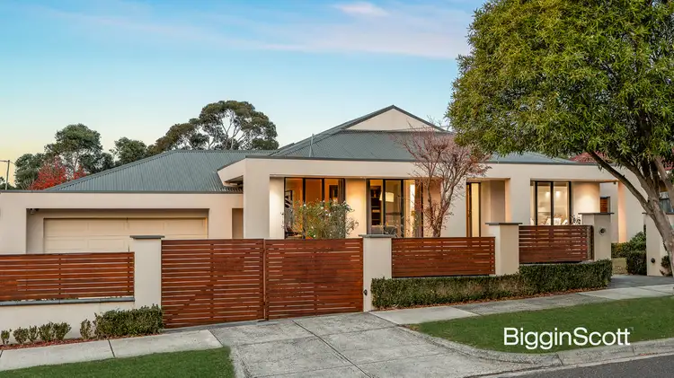Main view of Homely house listing, 4 Kingswood Avenue, Mount Waverley VIC 3149