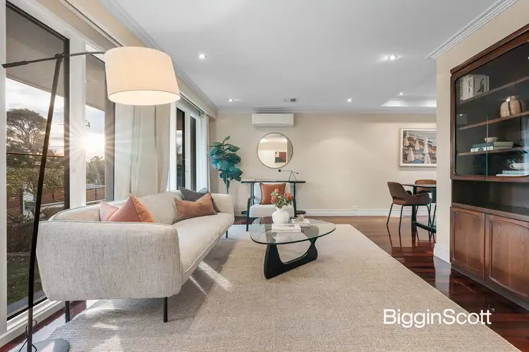 Fifth view of Homely house listing, 4 Kingswood Avenue, Mount Waverley VIC 3149