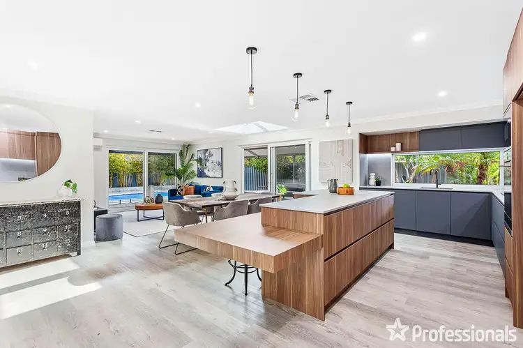 43 Moolanda Boulevard, Kingsley WA 6026