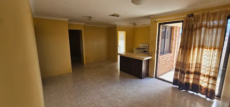 Sixth view of Homely house listing, 4 Alpin Court, Coolbellup WA 6163