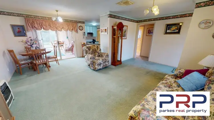 Fifth view of Homely house listing, 6 Ebelina Crescent, Parkes NSW 2870
