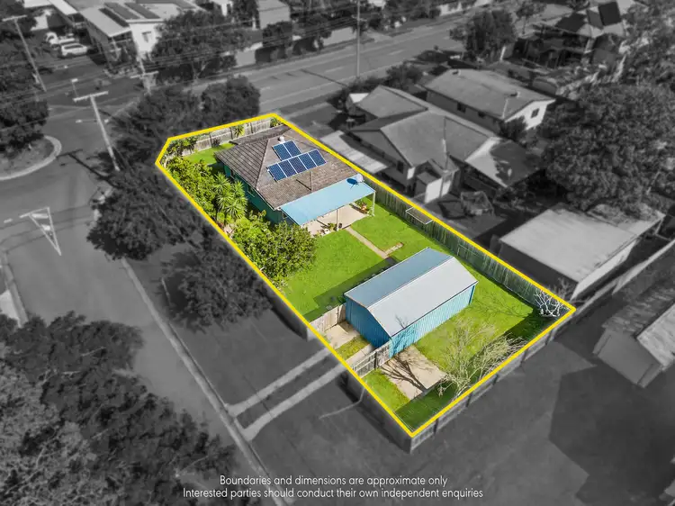 24 Gerald Avenue, Clontarf QLD 4019