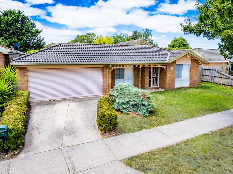 22 Sneddon Drive, Narre Warren South VIC 3805
