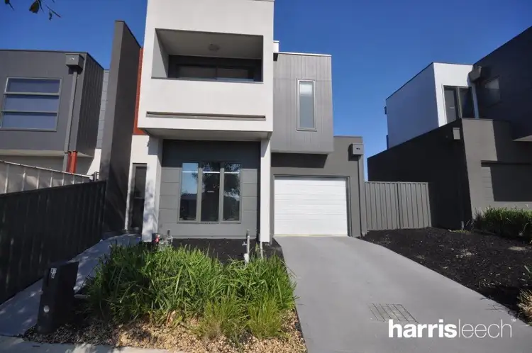 81A Elmslie Drive, Cranbourne East VIC 3977