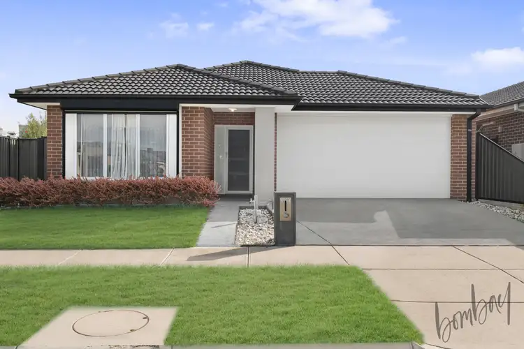 17 Peninsula Crescent, Craigieburn VIC 3064