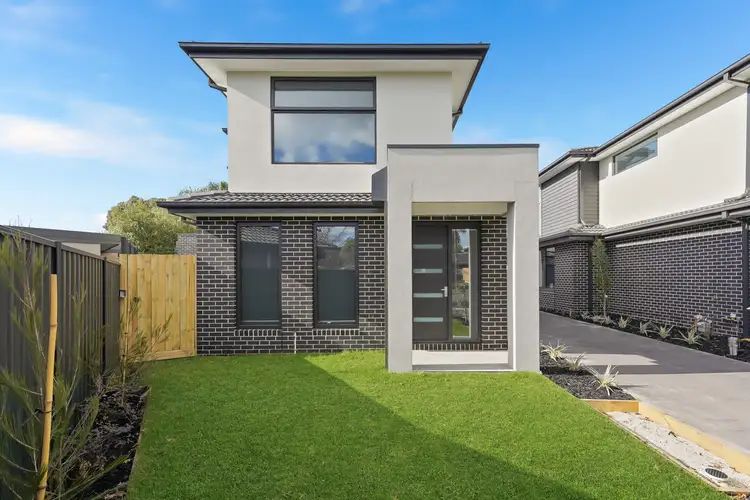 1/4 The Glen, Frankston VIC 3199