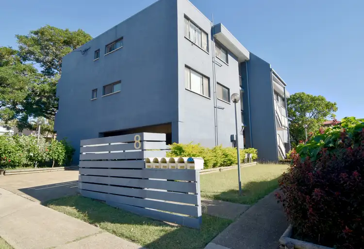 3/8 Roseberry Street, Gladstone Central QLD 4680