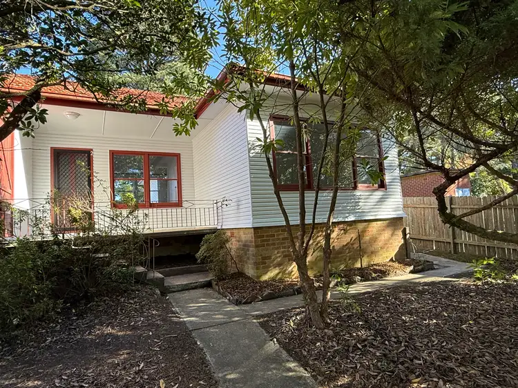 2/14 INCONSTANT STREET, Blackheath NSW 2785