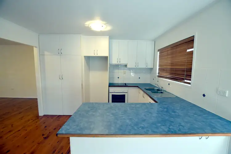 Fifth view of Homely house listing, 31 John Dory Drive, Toolooa QLD 4680