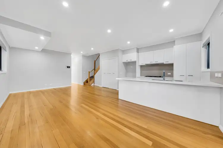 Sixth view of Homely house listing, 2/3 Dagonet Street, Strathmore VIC 3041