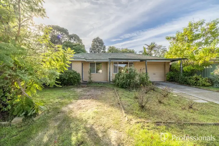 Second view of Homely house listing, 6 Silver Mallee Close, Camillo WA 6111