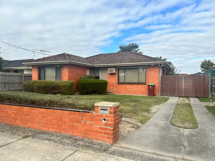 11 Cornwall Street, Hallam VIC 3803