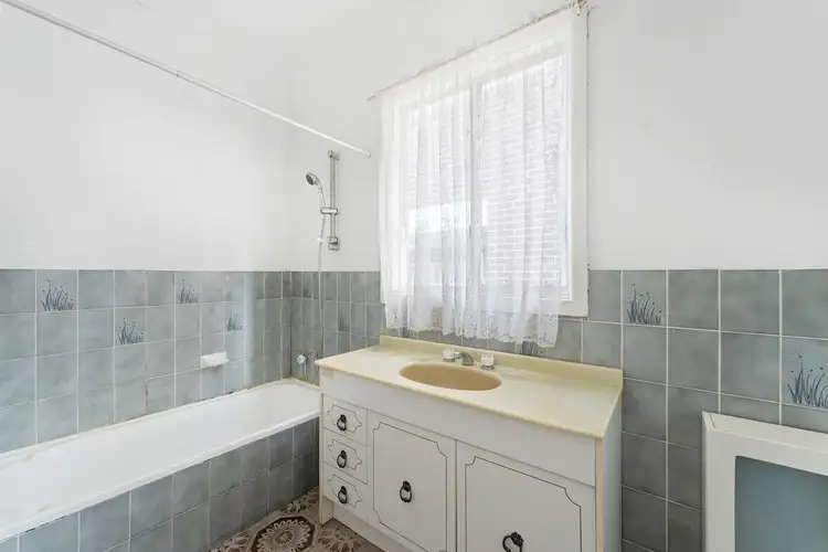 Sixth view of Homely house listing, 31 Mavis Avenue, Peakhurst NSW 2210