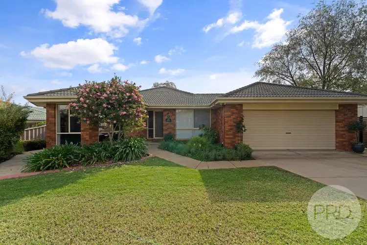 Second view of Homely house listing, 3 Yarrawah Crescent, Bourkelands NSW 2650
