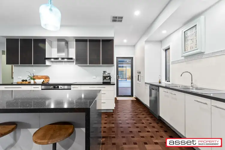 Fifth view of Homely house listing, 15 Spence Terrace, Sandhurst VIC 3977