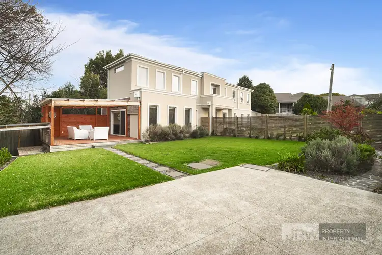 4 Gymea Court, Glen Waverley VIC 3150