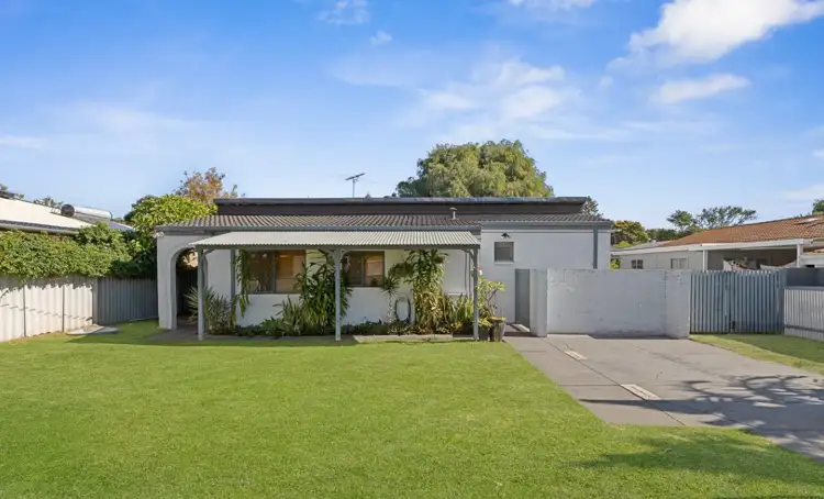 5 Leo Place, Rockingham WA 6168