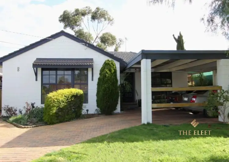 8 Barrot Avenue, Hoppers Crossing VIC 3029