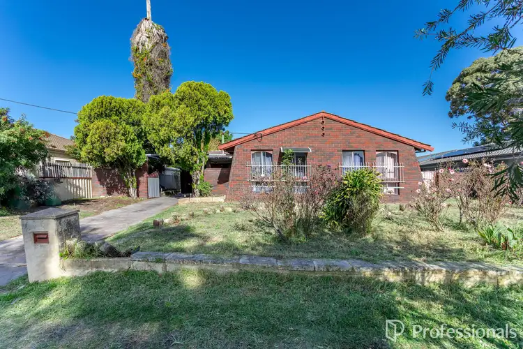 16 Foster Road