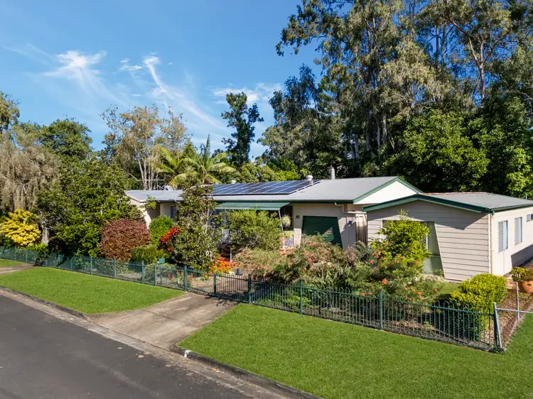 29 Caroline Street, Riverview QLD 4303