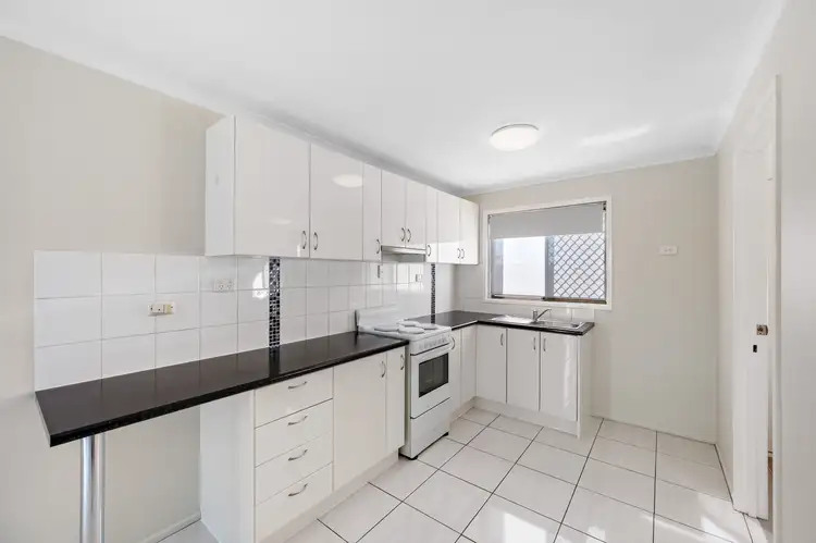Fourth view of Homely unit listing, 6/196 Auckland Street, South Gladstone QLD 4680
