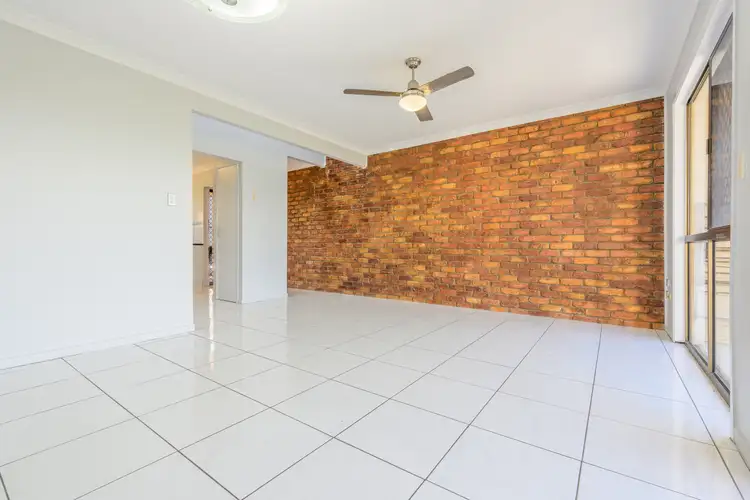 Fourth view of Homely unit listing, 5/16 Kent Street, West Gladstone QLD 4680