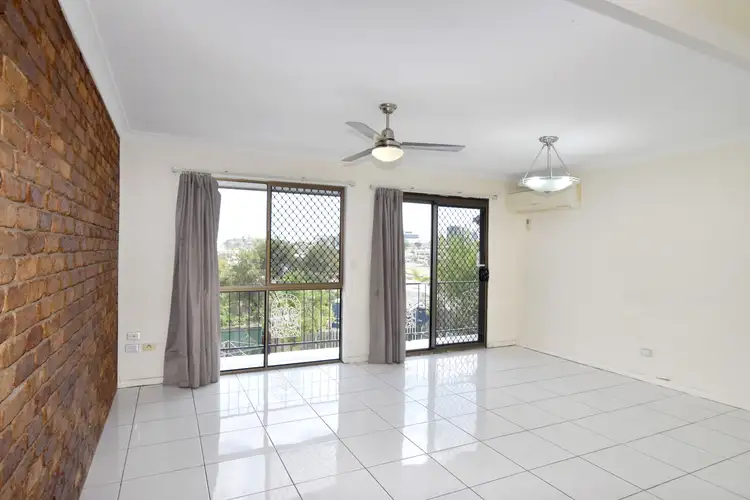 Sixth view of Homely unit listing, 5/16 Kent Street, West Gladstone QLD 4680