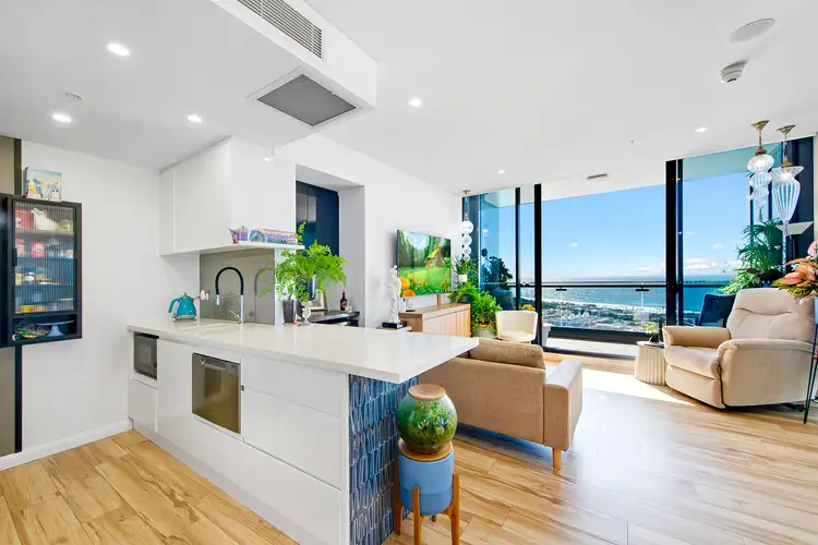 3909/2 Como Crescent, Southport QLD 4215